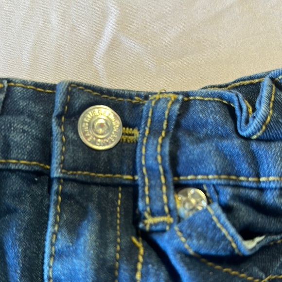 True Religion Blue Jeans with Signature Horseshoe Stitching - Picture 3 of 8